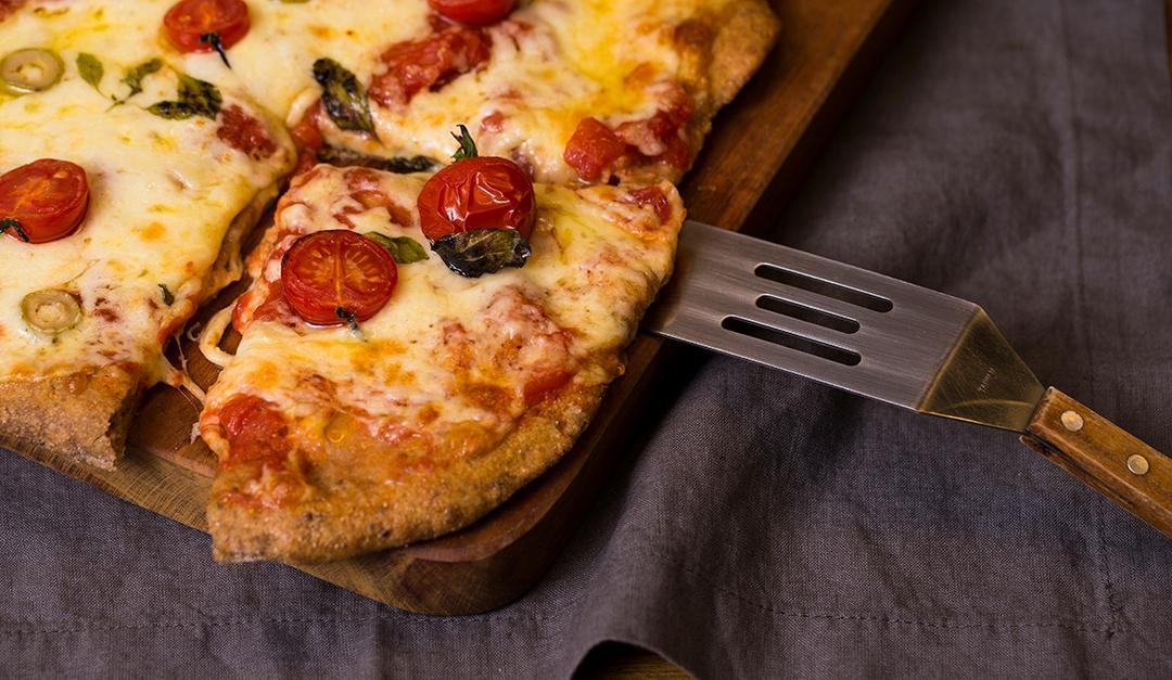 10 de julho é Dia Nacional da Pizza: confira 3 receitas saudáveis para celebrar sem culpa