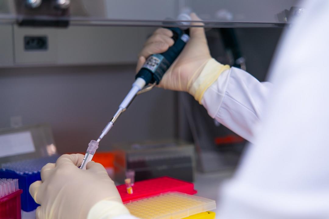 Exame de biópsia líquida pode ser realizado em todos os tipos de câncer