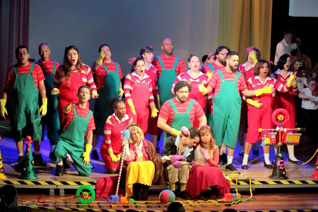 Dia das crianças é comemorado com música clássica no Teatro Positivo