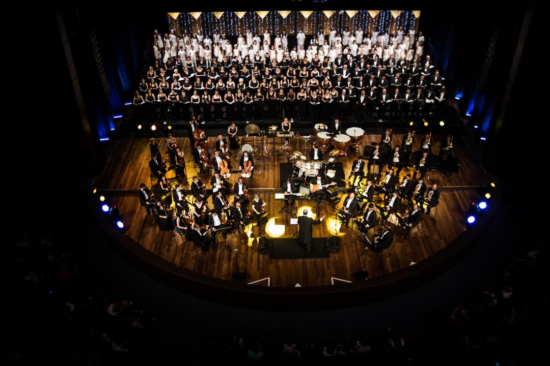 Concerto de Natal beneficente terá entrada gratuita no Teatro Positivo