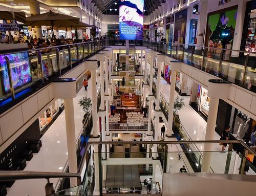 Shopping Curitiba oferece 20% de desconto em Black Friday digital