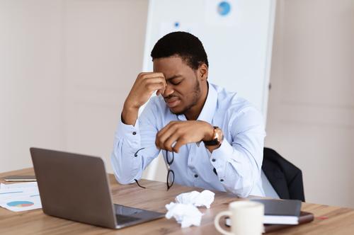Mitos e verdades sobre burnout, síndrome que passou a ser considerada doença trabalhista