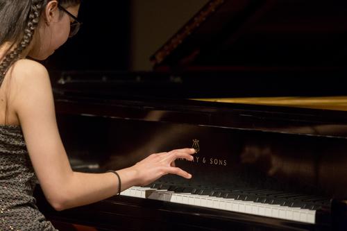Concurso internacional de piano reúne novos talentos da América Latina
